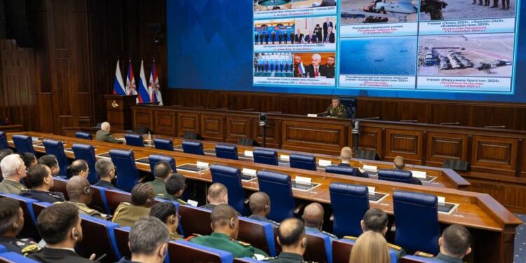 Герасимов: ВС РФ освободили 34 населенных пункта и 700 кв км за март-апрель