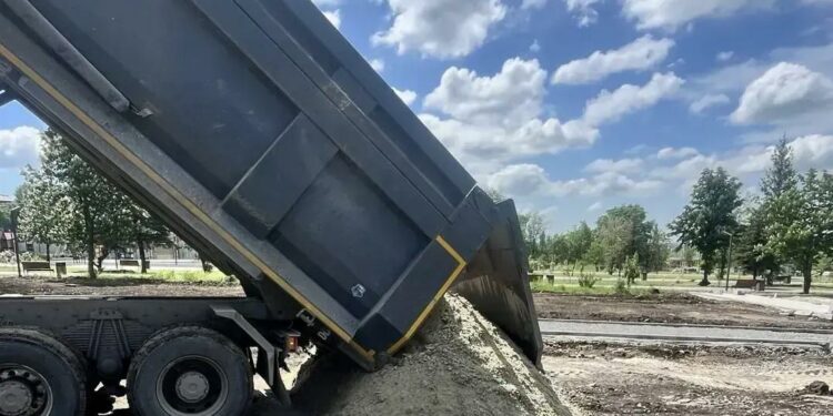 Торез получит новую спортзону: в парке «Юбилейный» стартовали масштабные работы