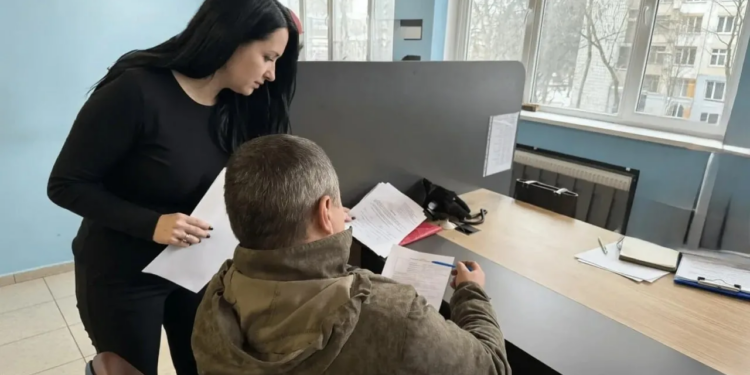 От пчеловодства до автосервиса: как участники СВО возвращаются к мирной жизни в ДНР