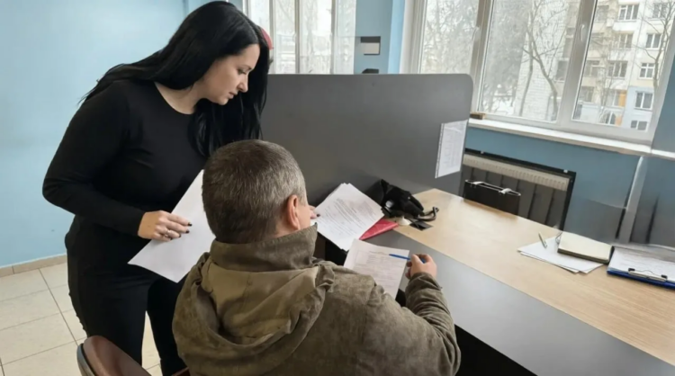 От пчеловодства до автосервиса: как участники СВО возвращаются к мирной жизни в ДНР
