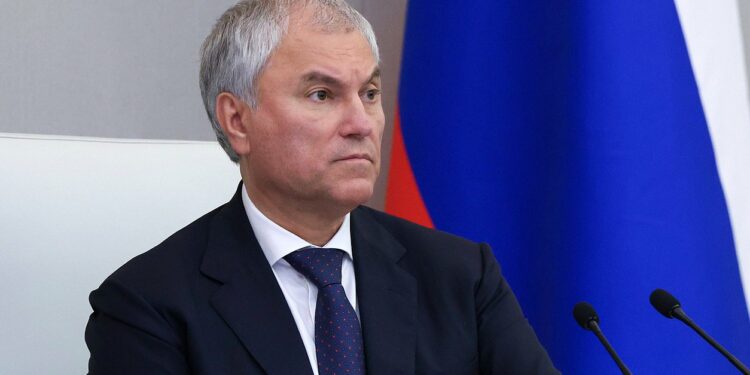В 65 регионах нашли миллиарды необоснованных трат в тарифах ЖКХ: реакция Володина и жёсткие меры ФАС