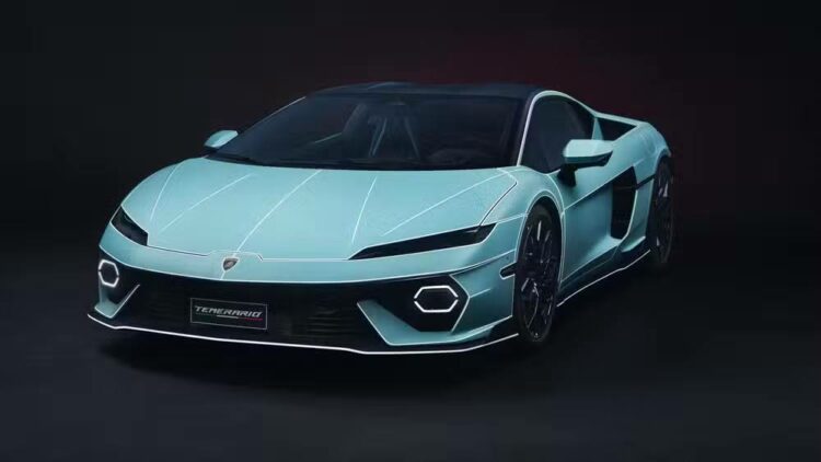 Lamborghini представила две уникальные версии Temerario с шерстяным салоном